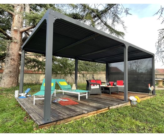 Pergola bioclimatique avec rideau manuel coloris gris pour côté 3,60 m, Aluminium gris anthracite, 3.60 x 6.00 m, 21.5m²